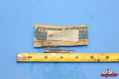 НОВЫЙ ИЗ СТАРЫХ ЗАПАСОВ YAMAHA 1970-1976 МЕТР GEAR AT1 ATM1 DT100/125/175 301-25138-00  - Изображение 1 из 4