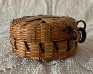 Cesta de bellota/especias nativa americana hecha a mano 3 pulgadas redonda - Imagen 1 de 7