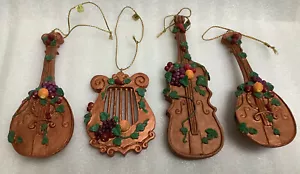 Vintage Dillard’s Trimmings Stile Italiano Strumenti Musicali Ornamenti Ceramica - Foto 1 di 8