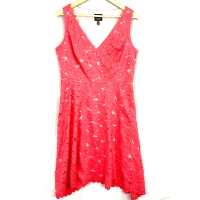 Vestido Adrianna Papell Midi Floral Encaje Talla 12 Rosa Sin Mangas Solero Mordedura de Tiburón Foto 1 de 4