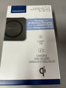 Chargeur sans fil Insignia 5w Qi avec câble - Noir - Photo 1 sur 3