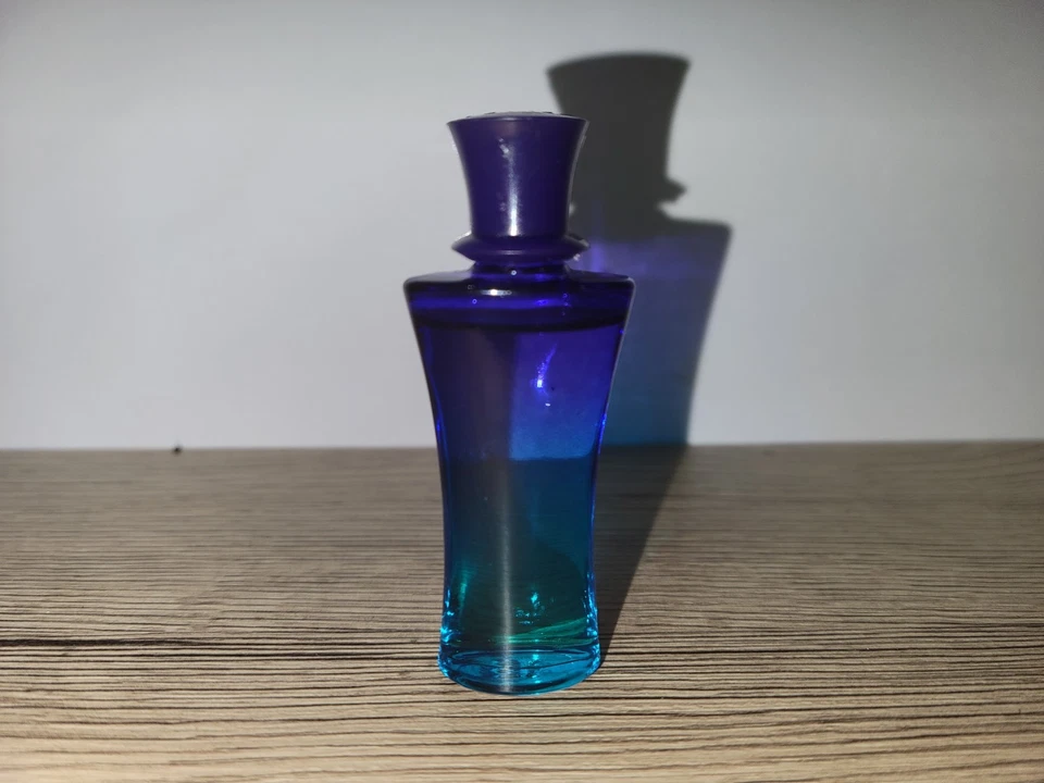 Vintage Mary Kay BELARA Splash Perfume For Women .17 fl oz 5ml Mini Miniature - Image 1 of 1