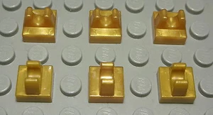 Lego Plate 1x1 with Clip Gold 6 Pieces - Picture 1 of 1