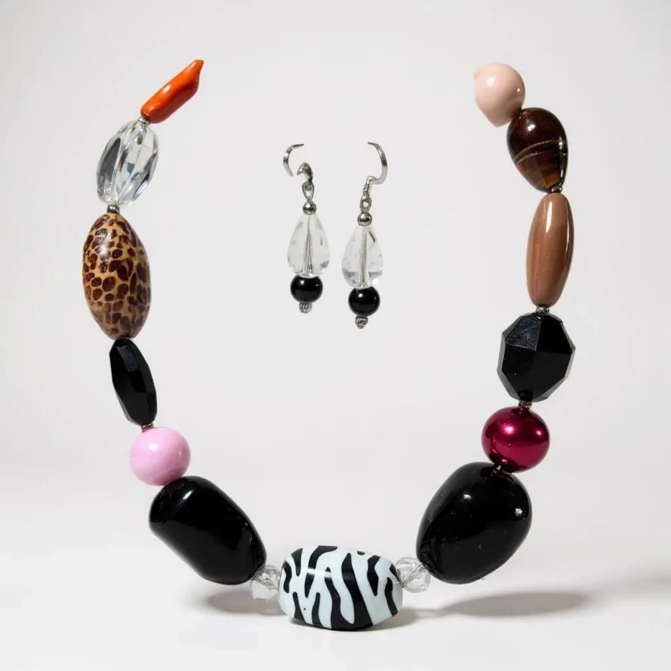 Juego de pendientes collar de cuentas multicolor con mezcla de cuentas de cebra Foto 1 de 1