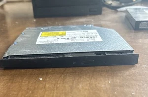 Dell SU-208 Go DVD±RW Slim Drive 9,5 mm SATA 0NNKJX - Excellent graveur de DVD ! - Photo 1/3