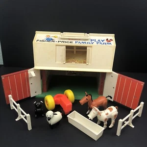 Fisher Price Little People 915 Play Family Farm Vtg Barn 1967 & Animals No Silo - Picture 1 of 24