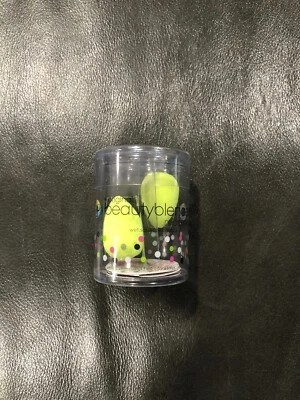 MEZCLADORA DE BELLEZA MICRO MINI ESPONJA DE MAQUILLAJE; VIENE CON DOS ESPONJAS Foto 1 de 2