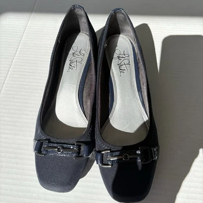 Zapatos de salón Life Stride para mujer azul marino con cuña Gazette talla 6,5 medianos lados suaves superiores Foto 1 de 4