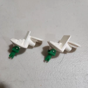 LEGO White Soccer Stand w/Spring & Green Pin Sport 3410 3420 3401 #30488c01 2x - Picture 1 of 4