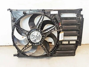 Mini Cooper F55 2020-2023 Hatchback Radiator Cooling Fan W/ Housing 7636070 OEM - Picture 1 of 15