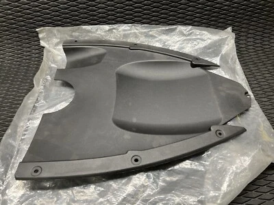 Carenado trasero debajo de la cola Can Am Spyder Roadster RS 08-12 NUEVO 705001551 OEM Foto 1 de 4