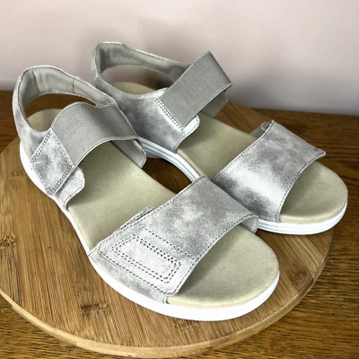 Женские босоножки Aravon с металлическим ремешком на спине размер 11 б/у в отличном состоянии - Изображение 1 из 4