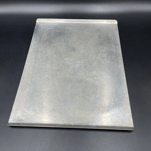 Vintage MIRRO Aluminum Cookie Sheet 12 x 15.5 inch 2 Edges Made in USA - Picture 1 of 8