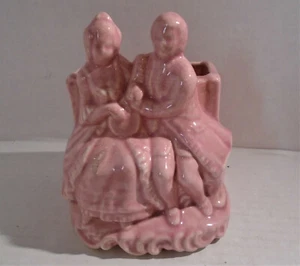 Vintage Cameron Clay Products Pottery Courting Couple Colonial Planter W Loves K - Bild 1 von 4