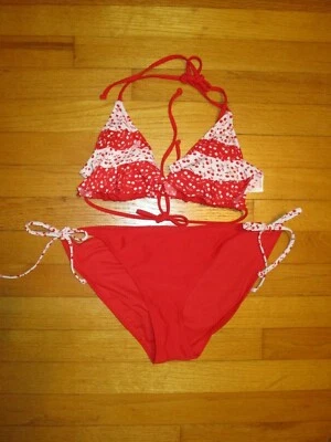 Nuevo sin etiquetas Traje de baño bikini Xhilaration cerezas rojas talla grande Foto 1 de 4
