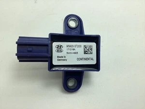 Hyundai i20 MK2 Crash Impact Airbag Sensor Side Impact 959203T200 Genuine - Picture 1 of 2