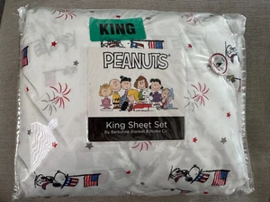 Peanuts SNOOPY & WOODSTOCK 4th of July American Flag Patriotic KING SHEET SET - Picture 1 of 3