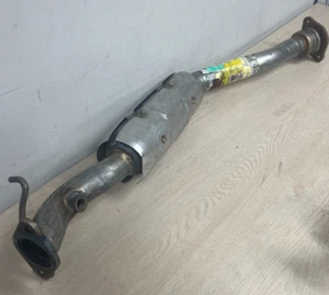 Walker Exhaust Ultra EPA 54757 Direct Fit Catalytic Converter - Picture 1 of 1