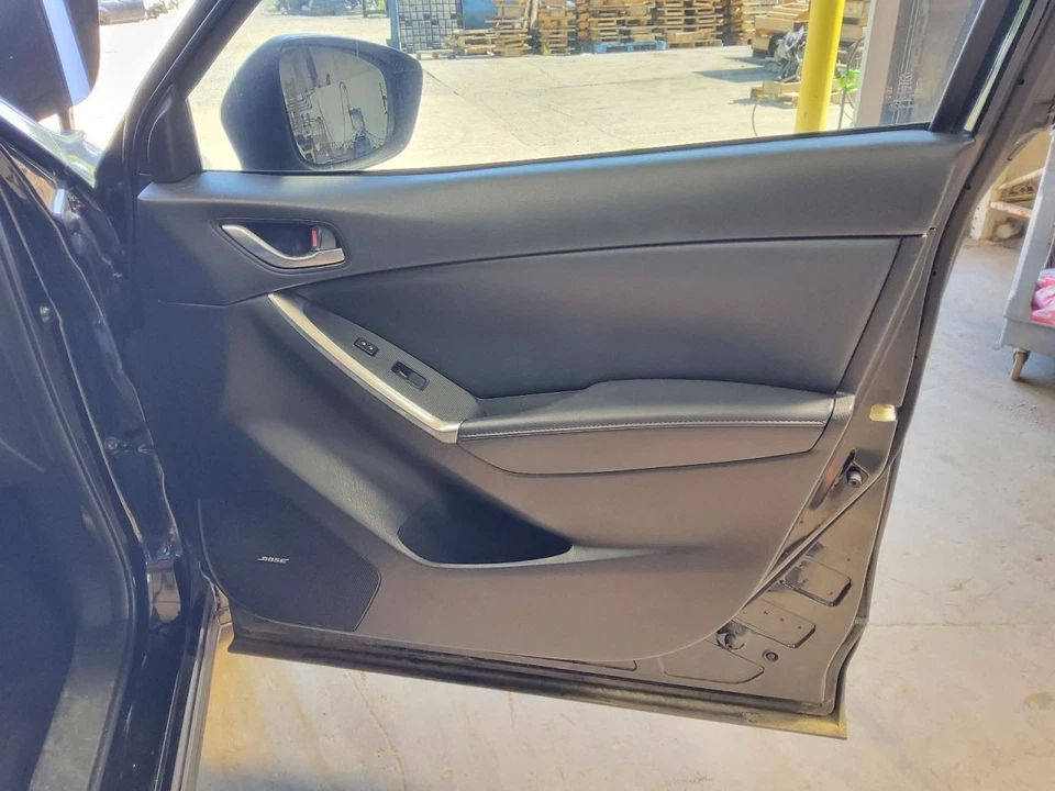 Mazda CX-5      2014 Front Door Trim Panel 447782 Foto 1 de 1