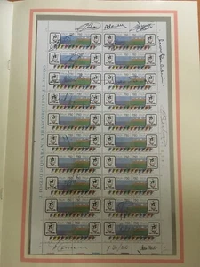 Foglio di francobolli firmato dai ciclisti del Giro D'Italia - Picture 1 of 1