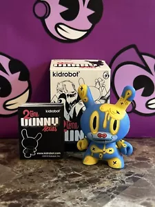 Kidrobot Dunny 3” 2Tone Series Gary Baseman Case Exclusive w/ Box & Card! Rare! - Picture 1 of 3