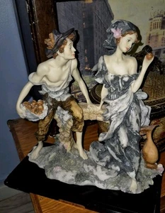 FineArt Collections "Apple Harvest"Porcelain Figurine - Picture 1 of 8