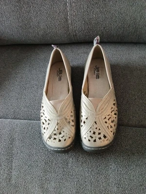 Zapatos planos sin cordones de espuma viscoelástica para mujer JBU by Jambu champán talla 9,5 W ~ usados en excelente estado Foto 1 de 4