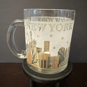 Vintage NYC Skyline Glass Coffee Cup Winter Starry Nite Art Deco Design Gold - Picture 1 of 8