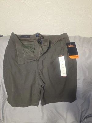 Pantalones cortos negros para hombre Regal Exchange talla 32 Foto 1 de 4