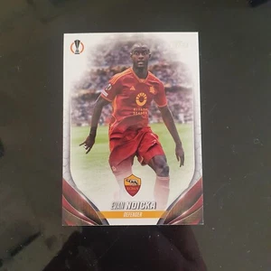 2024 Topps UEFA UCC calcio di punta: Evan Ndicka - AS Roma - Foto 1 di 1