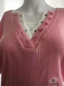 Studio Works Woman’s Button Snap V-Neck Short Sleeves Top Color Pink Size Large - Picture 1 of 8