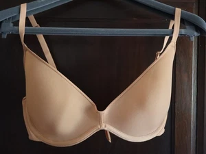 NICE NO Padding Skims Wireless T Shirt Fits Everybody Bra size 36C  NUDE Nice - Picture 1 of 5