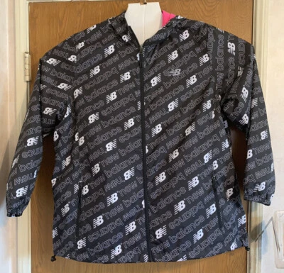 NUEVO CON ETIQUETAS Chaqueta Impermeable New Balance Mujer Estampado New Balance Talla Grande 2XL NUEVO Foto 1 de 4