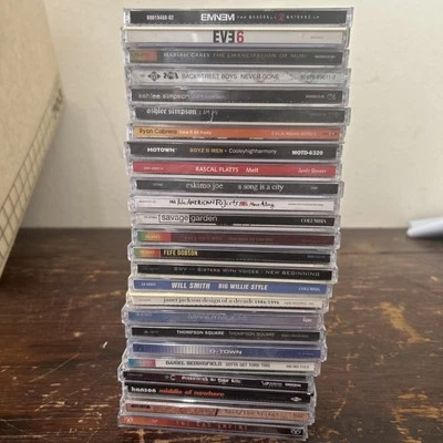 Lot Of 25 Pop Rock Rap CDs Mariah, Eminem, Eve6, Eskimo Joe, Will Smith, Hanson Foto 1 de 4