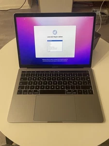 Apple MacBook Pro 13" A1706 Touch Bar Space Grau - Bild 1 von 20
