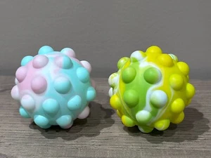 2 Pop-it Fidget Toy Balls, Push Bubble Sensory Stress Reliever Fidget Toy - Picture 1 of 8