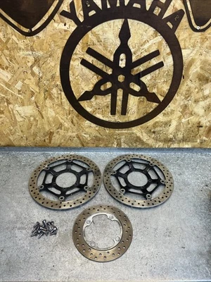 Rotores de discos de freno delanteros y traseros originales Honda Cbr 1000 RR 2008-2011  Foto 1 de 4