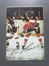 1977-78 O-Pee-Chee Glossy Insert Square Corners Reggie Leach #8