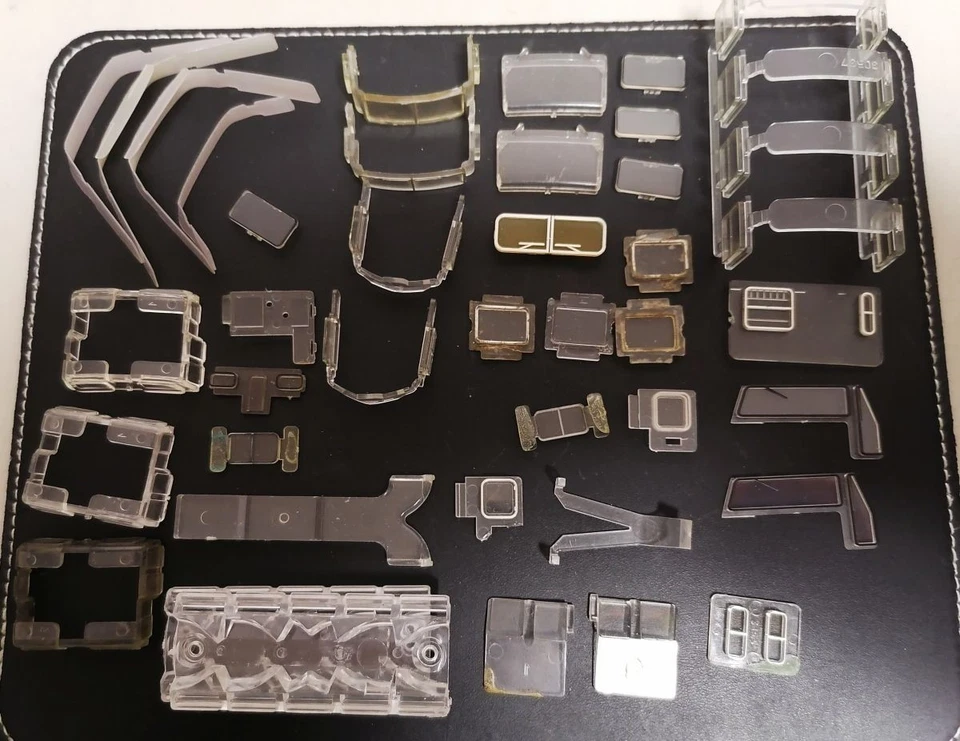 Märklin H0 Bastlerkonvolut Ersatzteile, Fenster für Lokomotiven - Bild 1 von 1
