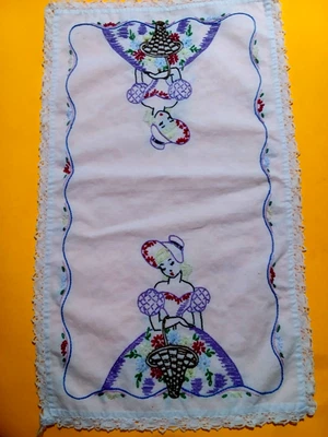 Embroidered Linen Cloth 20"X 12"-Vintage-Make offer - Image 1 of 4