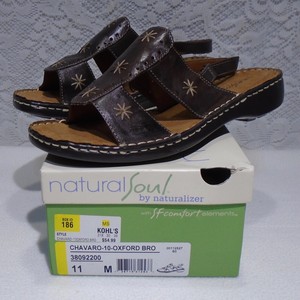 naturalizer sandals