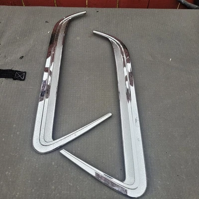 Mercedes-Benz C Pillar Chrome Trim, W11 And Others, Used - Image 1 of 4