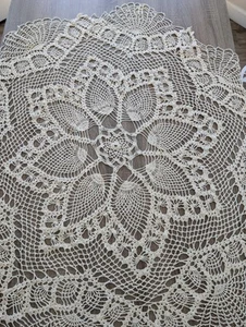 Vintage Handmade Beige Cream Crochet Floral Round Tablecloth 56" Diameter - Picture 1 of 5