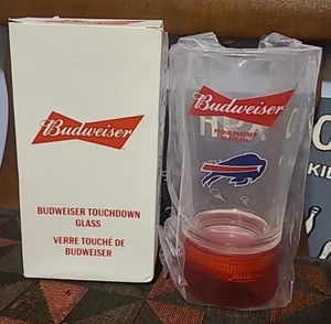 Budweiser NFL Buffalo Bill’s Touchdown Red Light Sync Beer Pint Glass New In Box - Picture 1 of 11