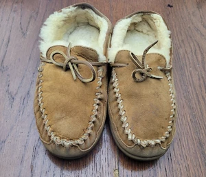 LL Bean Mens Wicked Good Slippers 10 Brown Suede Shearling Lined Slip On Shoes - Picture 1 of 12