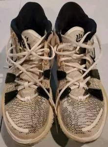 Size 10.5 - Nike Kyrie 7 Brooklyn Beats - Picture 1 of 7