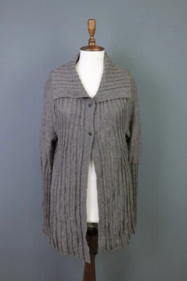 SARAH PACINI Gray Ribbed Designer Long Sleeve Cardigan Cape Sweater — 第 1/4 张图片