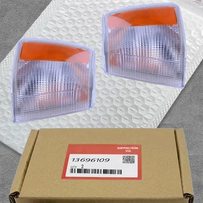 Cubierta de lámpara de conducción de señal de luz de esquina de estacionamiento delantera 2 piezas para Volvo 740 940 960 Foto 1 de 4