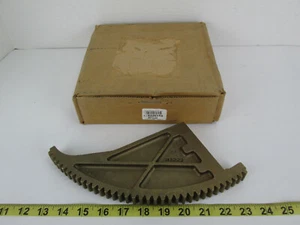New NOS OEM Genuine OMC Tilt Quadrant 0313223 Marine Boat Part 313223 Metal - Foto 1 di 8