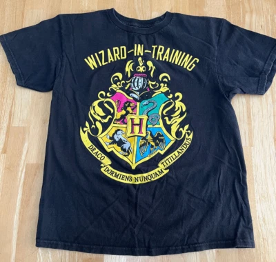Camiseta Harry Potter Mago en Entrenamiento Niños Mediana Foto 1 de 4